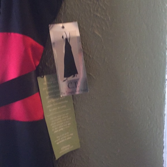 Dress size 7 - Picture 3 of 5